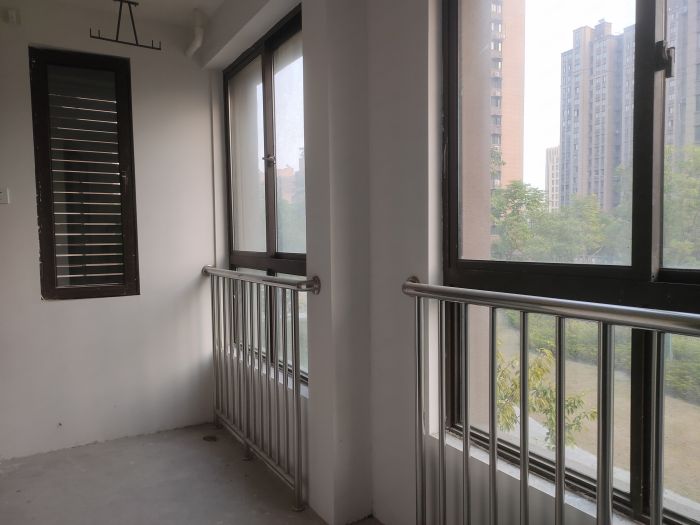 兴石花园 3室1厅1卫 105.15m&sup2;