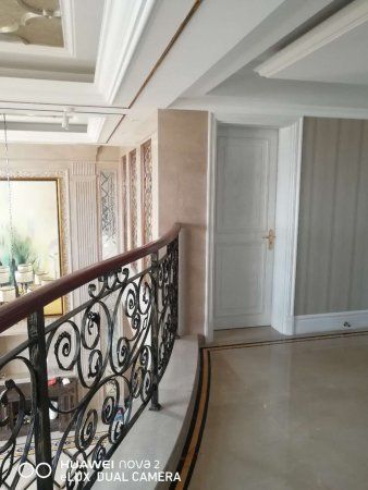 景华城 5室2厅3卫 311.77m&sup2;