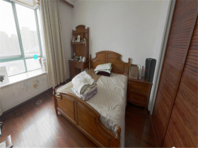 新城小区 4室3厅2卫 216m&sup2;