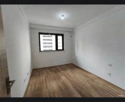云樾东方 3室2厅1卫 95m&sup2;