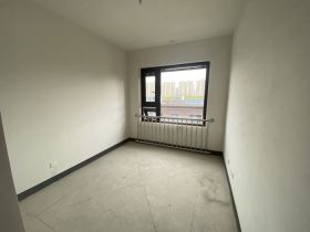 春风南岸西园 5室3厅3卫 400m&sup2;