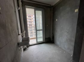 天龍逸園 2室1厅1卫 86m&sup2;