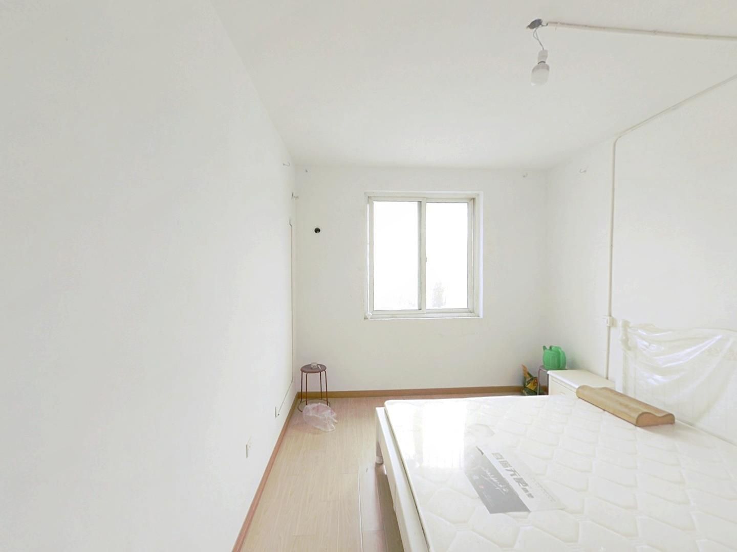 江海佳苑 6室2厅2卫 184.34m&sup2;