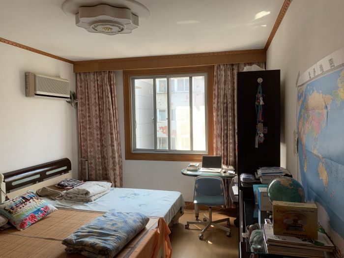 郭里园 3室2厅2卫 142m&sup2;