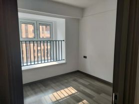 世茂云锦 3室2厅2卫 124m&sup2;