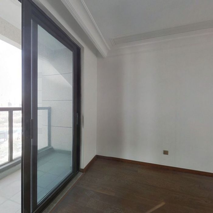 雍华府 4室2厅2卫 136.67m&sup2;