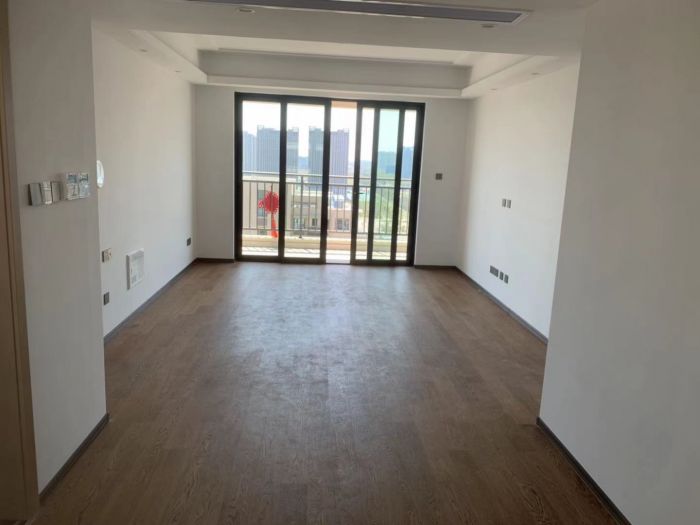 春风南岸西园 4室2厅2卫 136m&sup2;