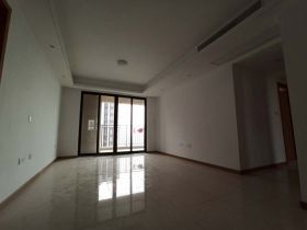 绿地新里城 3室2厅2卫 116m&sup2;
