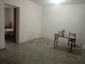 新华佳园 2室1厅1卫 93m&sup2;