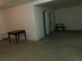 滨江花园 3室2厅1卫 130m&sup2;
