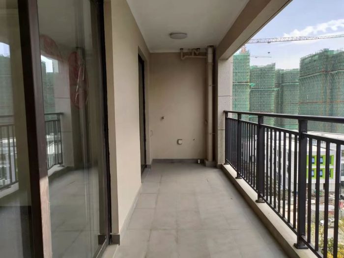 中海上东区 4室2厅2卫 143m&sup2;