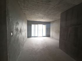 五洲翡丽湾 3室2厅1卫 122m&sup2;