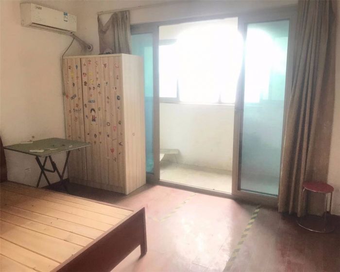 润华国际中心 3室2厅卫 144.33m&sup2;