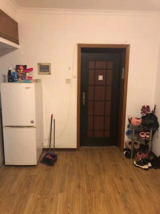 任港路2号 1室1厅1卫 50m&sup2;