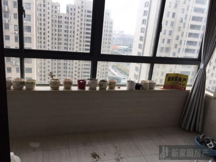 景华城 2室2厅1卫 105m&sup2;