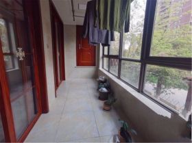 万濠星城 3室2厅1卫 99m&sup2;