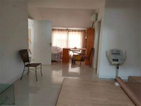 春晖花园 5室2厅2卫 130m&sup2;