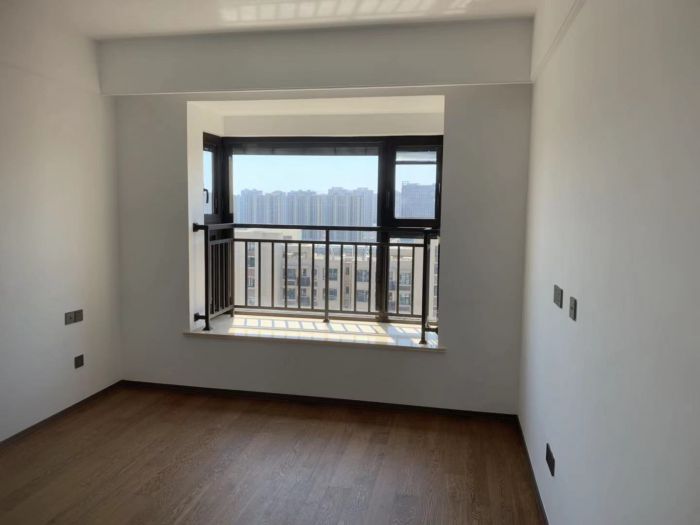 春风南岸西园 4室2厅2卫 136m&sup2;