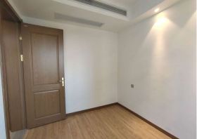 佳期漫 4室2厅2卫 121m&sup2;