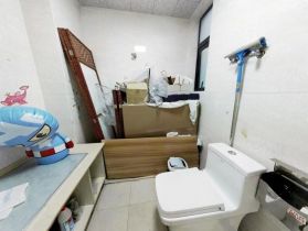 中港城 2室1厅1卫 93m&sup2;