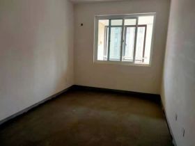 紫东南苑南区 3室2厅1卫 122m&sup2;