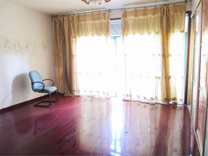 凤凰莱茵苑 4室2厅2卫 258m&sup2;
