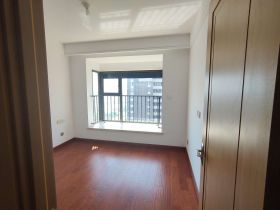 林肯公园 3室2厅1卫 95m&sup2;