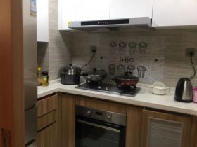 雍华府 3室2厅2卫 114m&sup2;