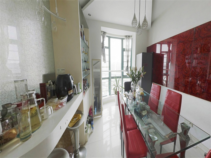凤凰莱茵苑 5室2厅2卫 185m&sup2;