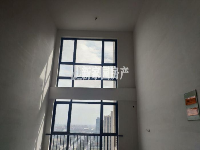 翠园 1室厅卫 251m&sup2;