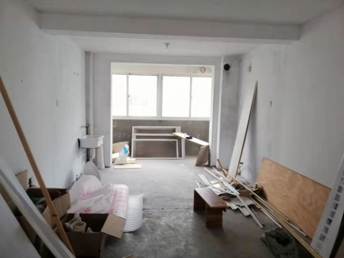 滨河东城 3室2厅2卫 137m&sup2;