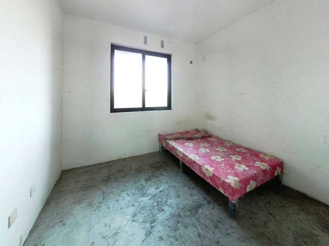 同和嘉苑 3室1厅1卫 114m&sup2;