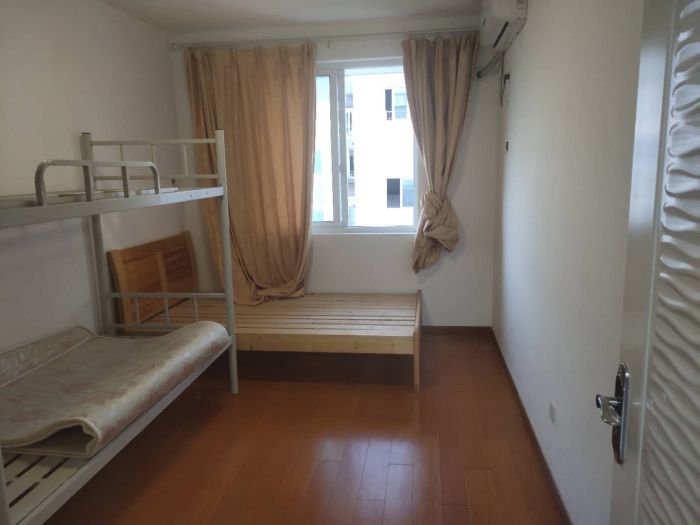 荟景苑 5室1厅2卫 130m&sup2;