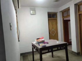 花园角 3室1厅1卫 74.00m&sup2;