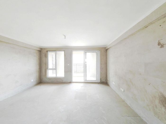 丽景湾 3室2厅1卫 117m&sup2;