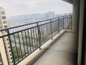 春风南岸西园 3室2厅1卫 96m&sup2;