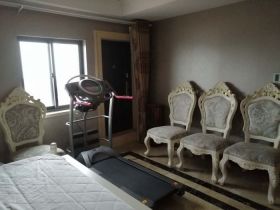 高迪晶城 5室3厅4卫 276m&sup2;