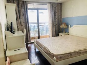 王府大厦 3室2厅2卫 163m&sup2;
