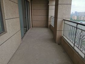 德诚翠湖湾 4室厅卫 186m&sup2;