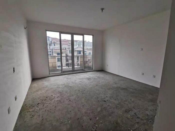 军山花园 4室2厅3卫 233m&sup2;