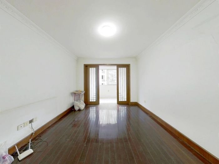 阳光花园 3室2厅1卫 124.86m&sup2;