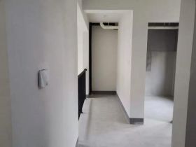 龙湖天宸源著 4室3厅3卫 275m&sup2;