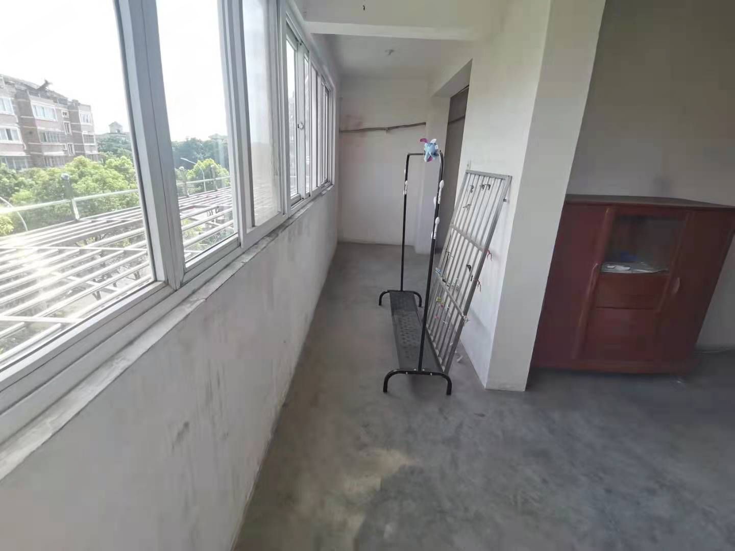 滨江花园 2室2厅1卫 90.53m&sup2;