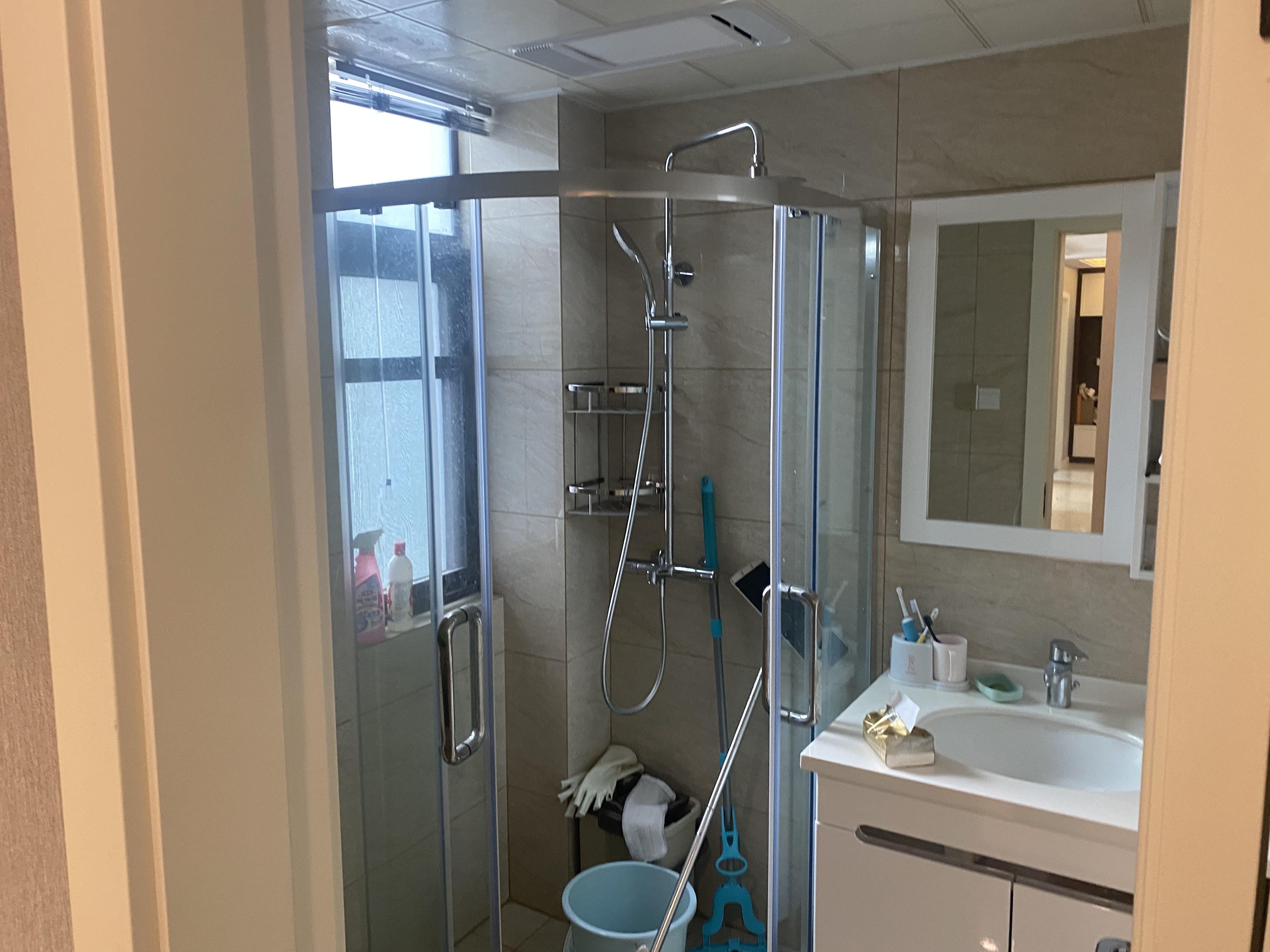 华强城四期 3室2厅2卫 271.04m&sup2;