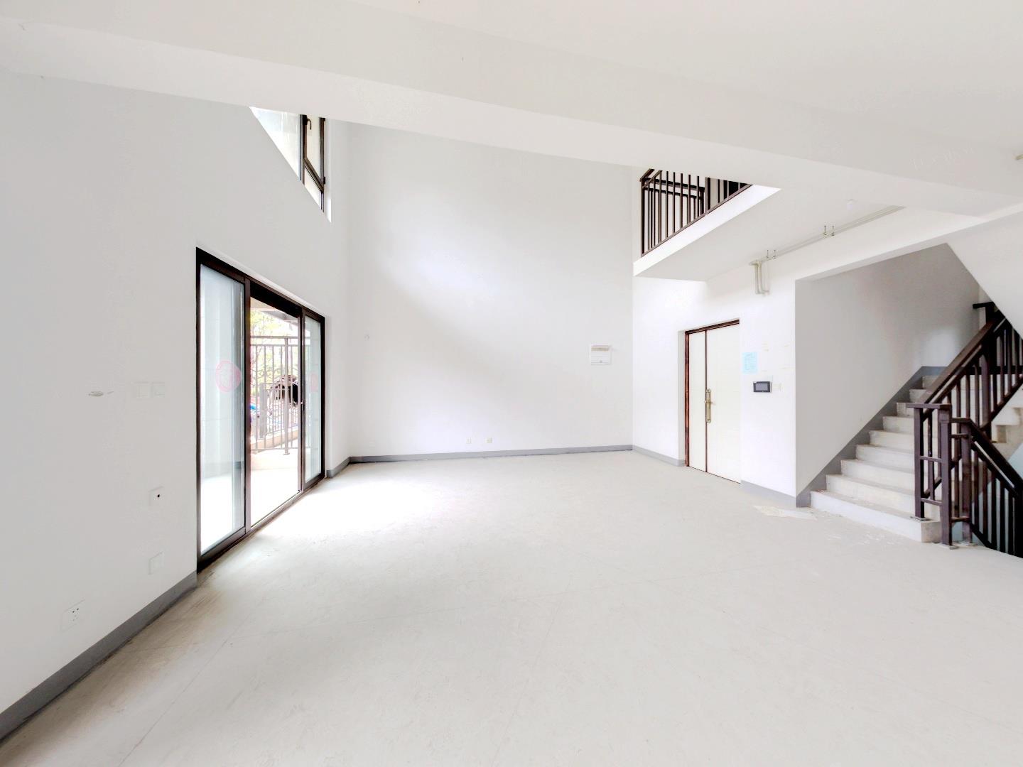 中海铂樾府 5室2厅2卫 297m&sup2;
