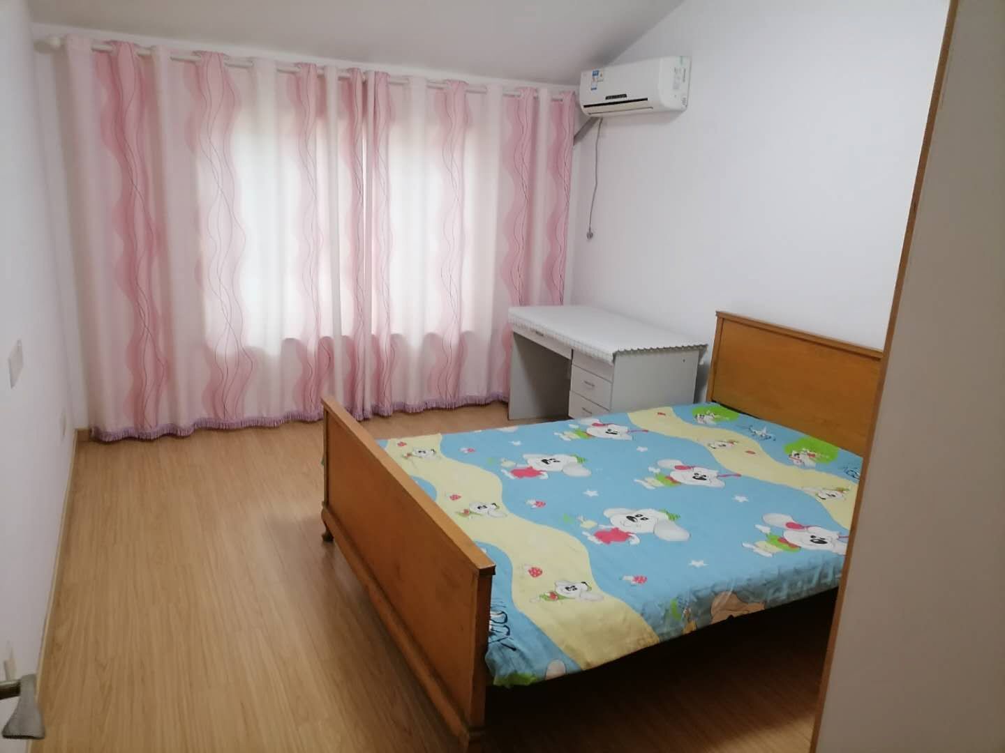 五山花苑 6室4厅2卫 141m&sup2;
