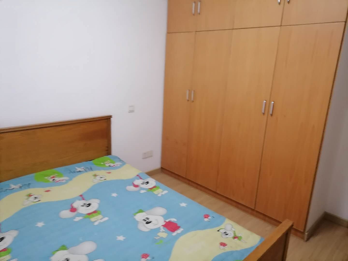 五山花苑 6室4厅2卫 141m&sup2;