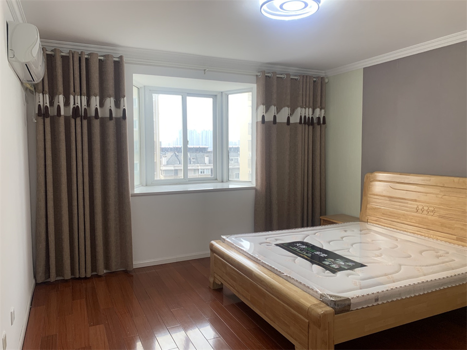 景河苑 3室2厅1卫 118.00m&sup2;