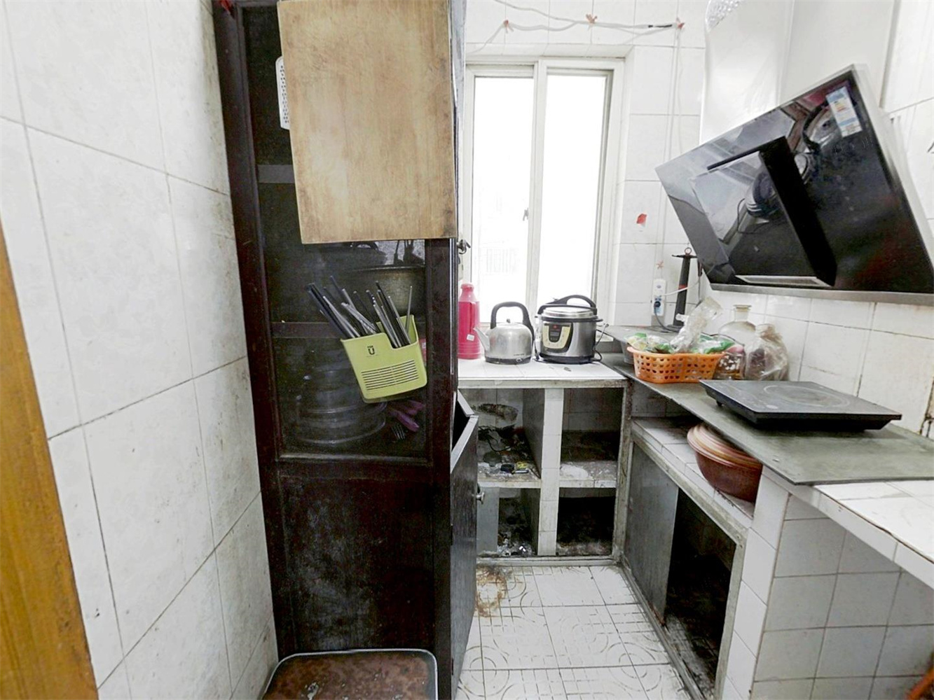 西工房 1室1厅1卫 50m&sup2;