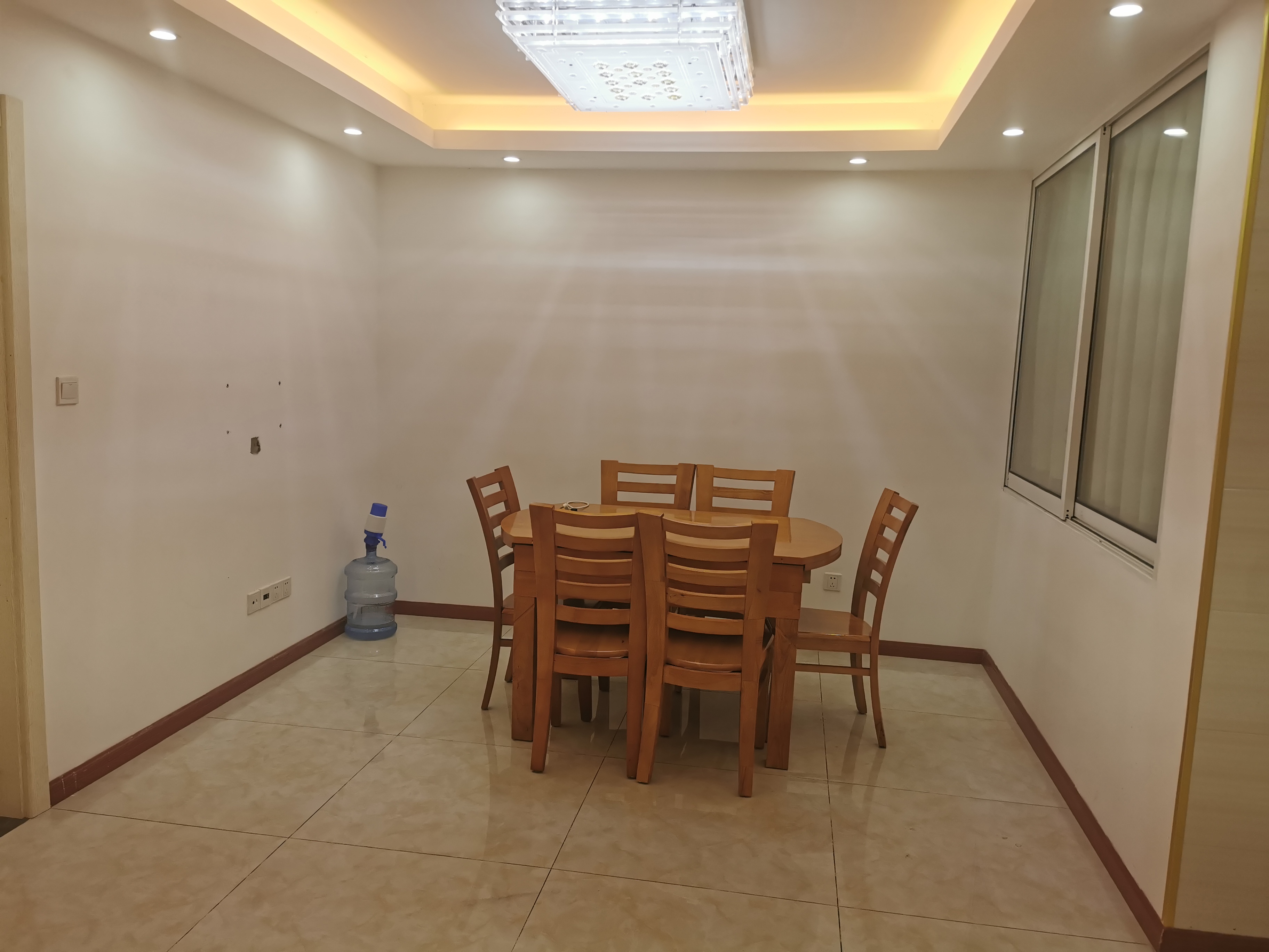 五山新苑 2室1厅1卫 96.00m²